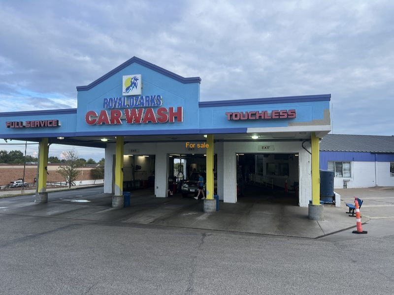 Gas Station and Carwash  in St. Charles County